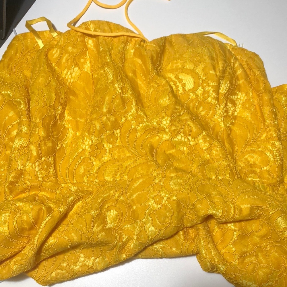 Yellow Dress - Picture 3 of 8